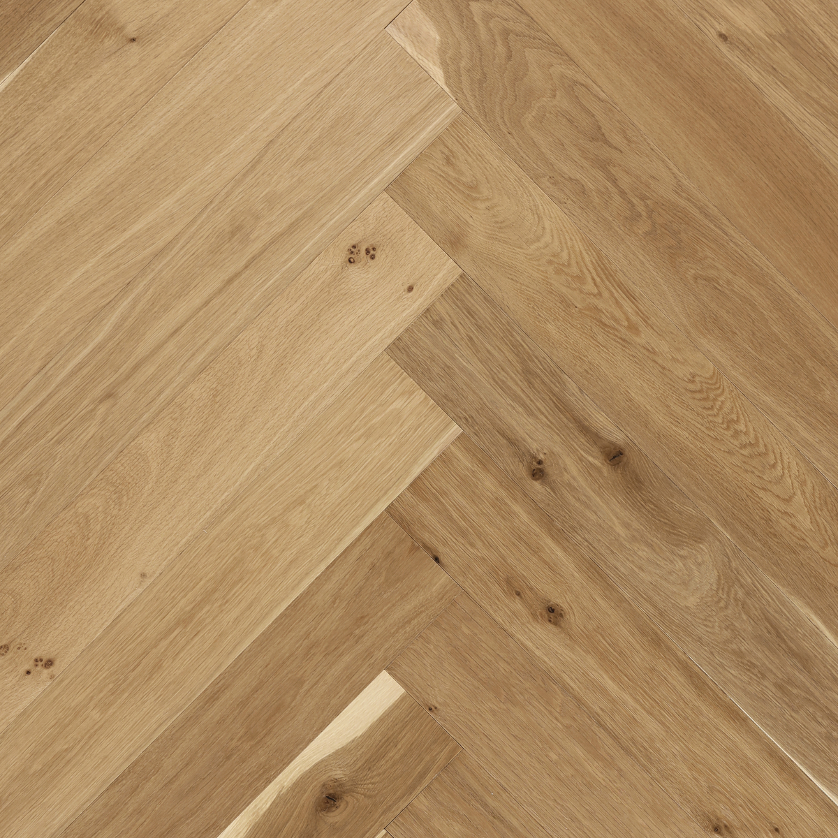 Nouveau 7 Bespoke Herringbone - Cottage Plank Sample